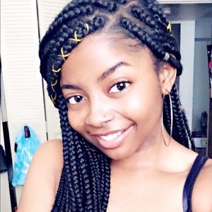 Meet your Posher, Dalasia